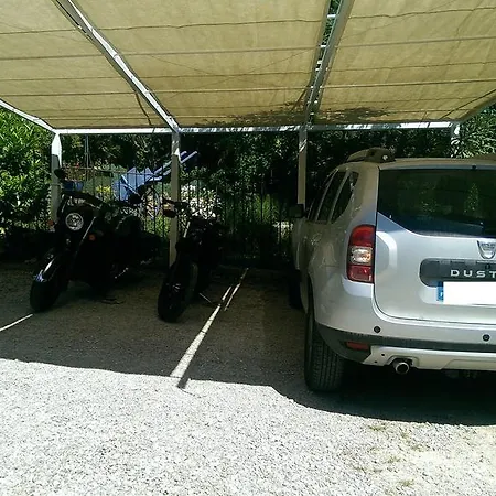 Les Glycines Ferienhaus *