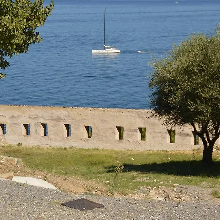 Holiday home Les Glycines *