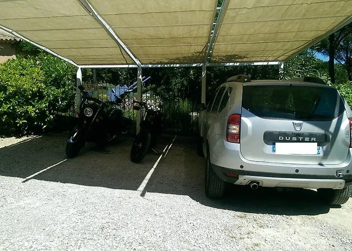 Les Glycines Vakantiehuis *